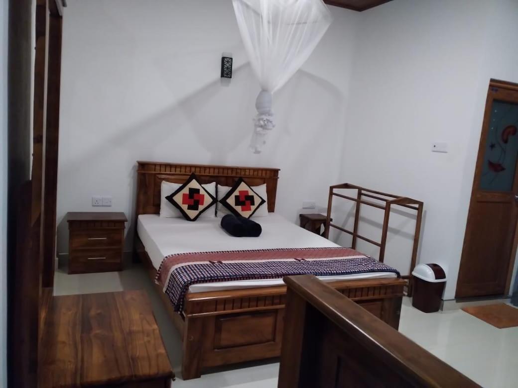Misty Heaven Bed & Breakfast Ела Екстериор снимка